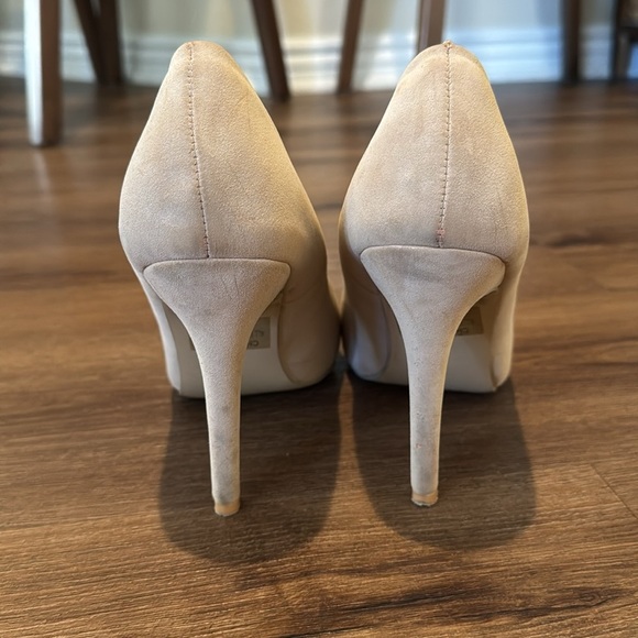 DbDk Fashion Woman's Tan Suede Pumps, Size 8 - Picture 4 of 6